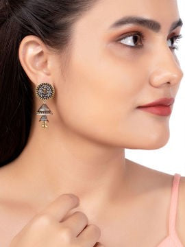 Discovering the Uniqueness of Handcrafted Earrings