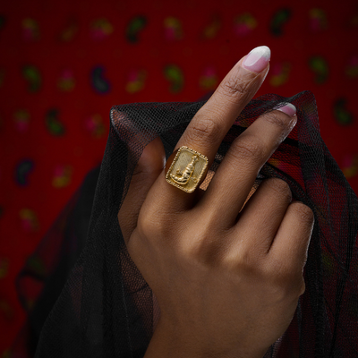 woman wearing khanjer Ring Gold Plated